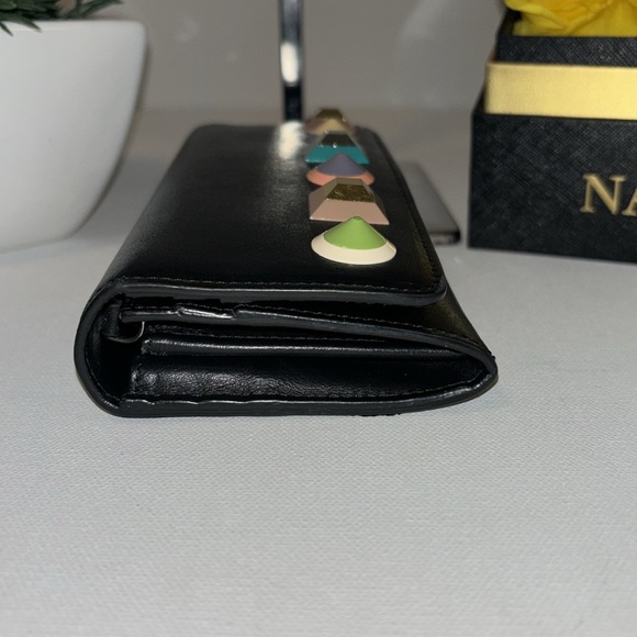 EUC FENDI Chain Wallet with full inclusion - Picture 3 of 14